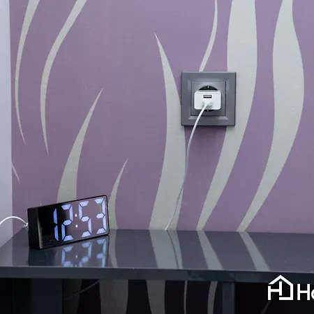 Modern In The Center * Chalkís