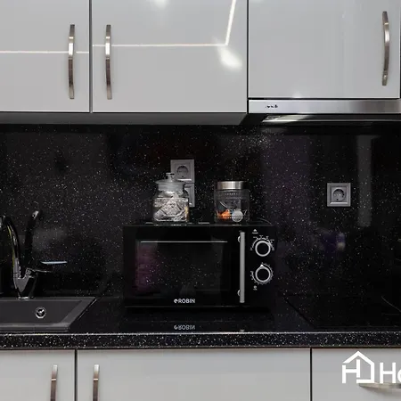 Modern In The Center