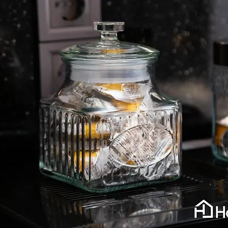 Modern In The Center Appartamento *